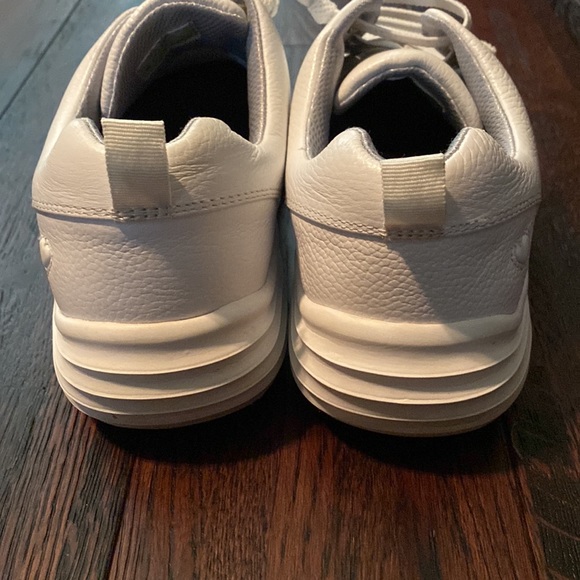 Velocity Nurse Mates leather shoes size 8 - Picture 4 of 11